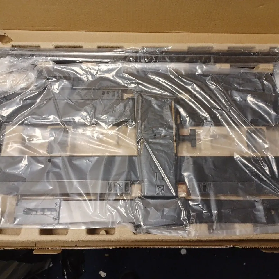 BOXED SANUS FLF325-B2 FULL MOTION 47-90" TV BRACKET RRP £129.99
