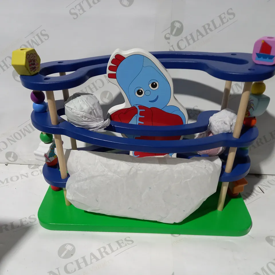 IN THE NIGHT GARDEN BALL RUNNER PLAYSET RRP £22.99