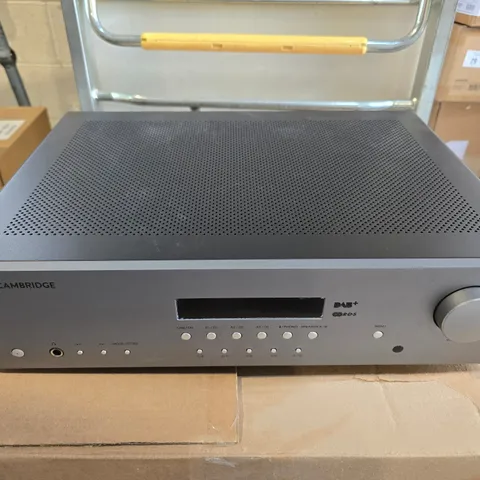 CAMBRIDGE AXR100D LUNAR GREY	STEREO AMPLIFIER WITH BUILT IN DAB RECEIVER