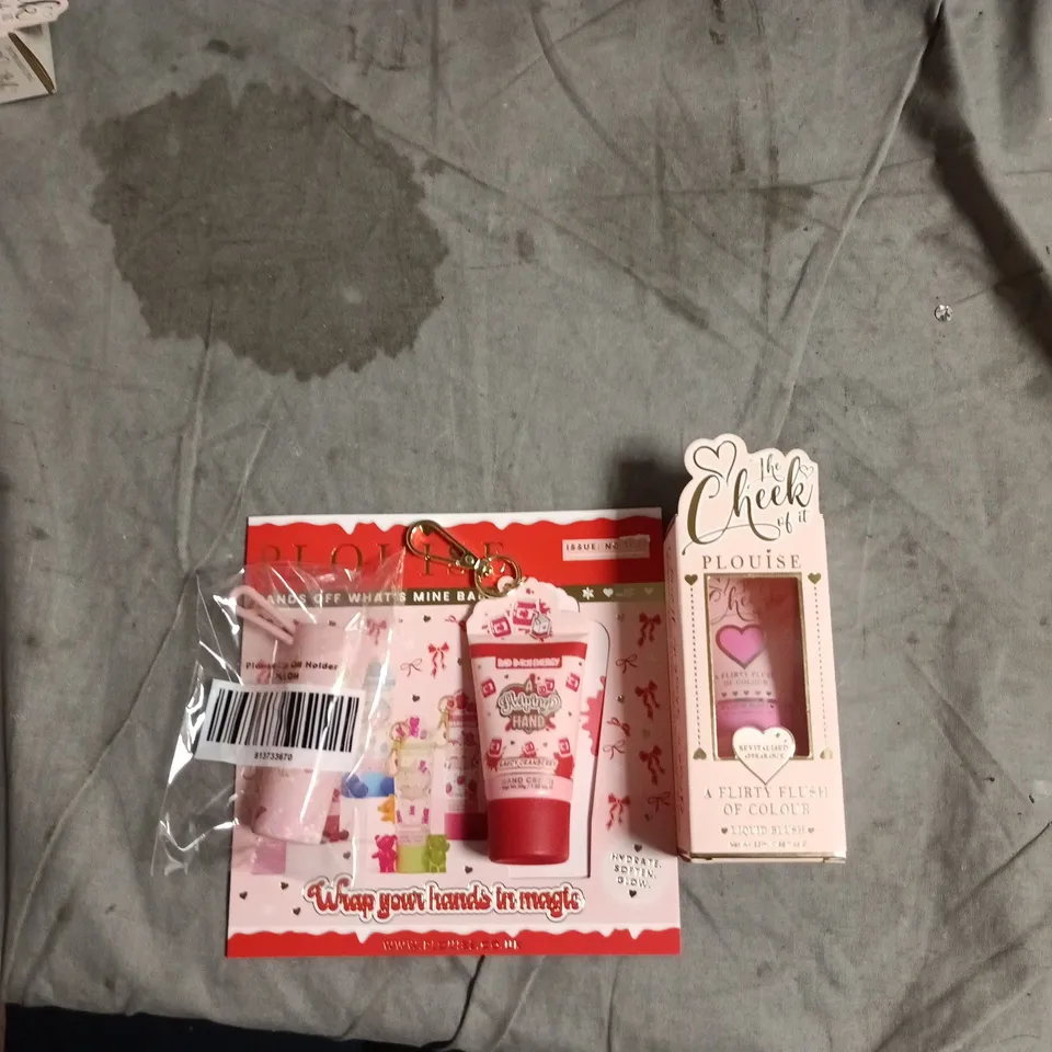 PLOUISE THE CHEEK IT GIFT SET