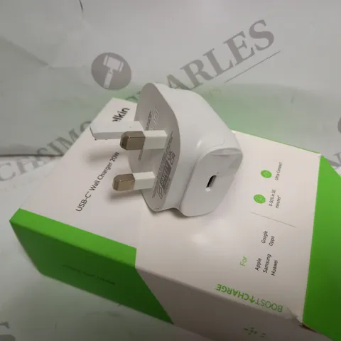 APPROXIMATELY 8 BOXED BELKIN USB-C WALL CHARGER 20W