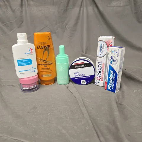 APPROXIMATELY 20 ASSORTED HEALTH & BEAUTY PRODUCTS TO INCLUDE CORSODYLE TOOTHPASTE, ELF COOLING CLEANSER AND OCTENISAN WASH LOTION