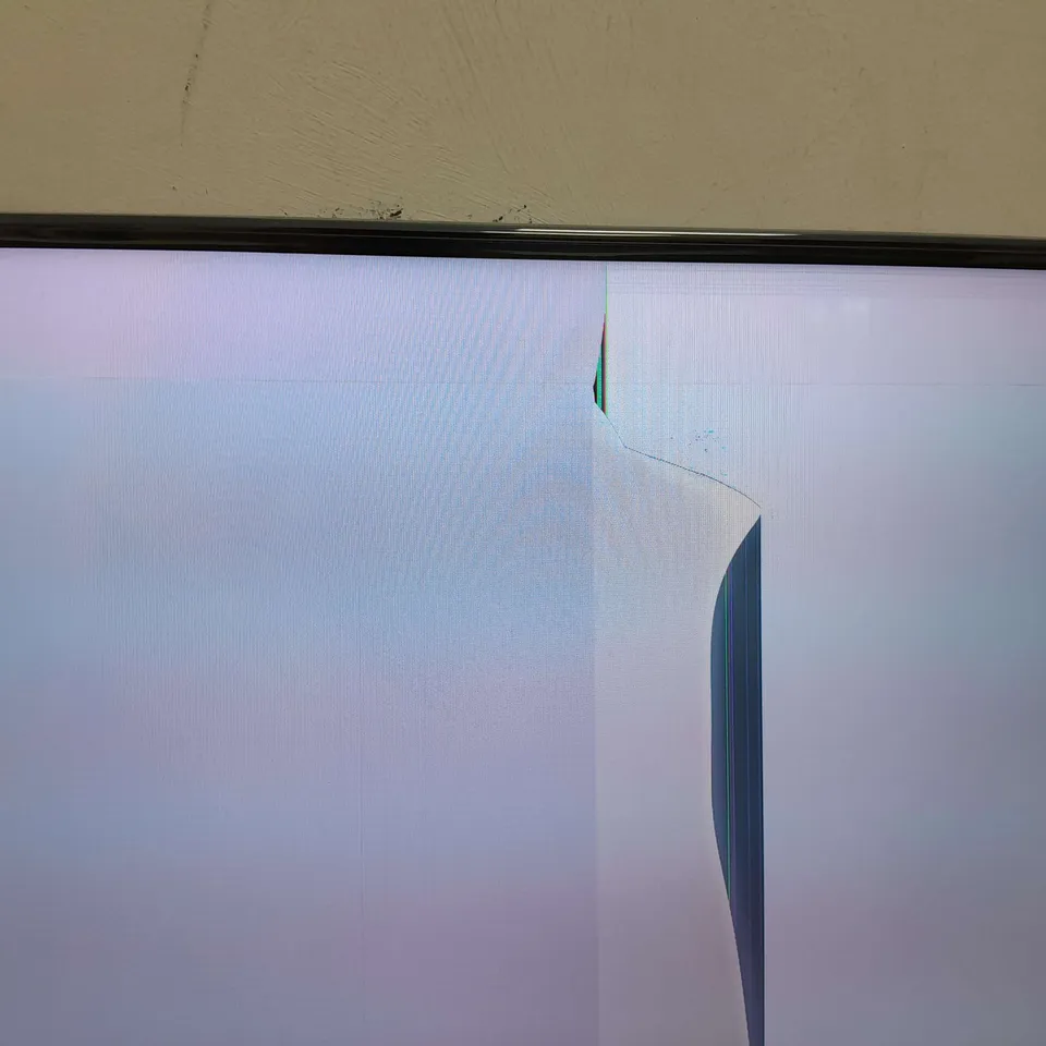 BOXED HISENSE 50" QLED TV - COLLECTION ONLY