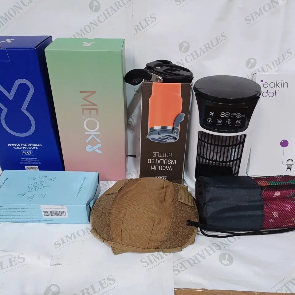 BOX TO CONTAIN APPROX 20 X ASSORTED HOUSEHOLD PRODUCTS, INCLUDES TUMBLERS/BOTTLES, KNEE PADS, FAN, HOSE PIPE ETC 