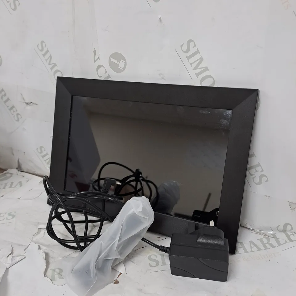 BOXED BELL & HOWELL SMART PHOTO FRAME 10.1-INCH IN BLACK BHDPF101