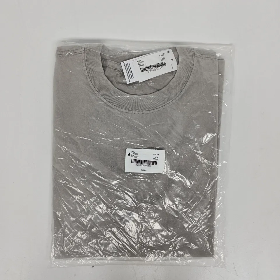 BAGGED HOLLISTER CREW-NECK T-SHIRT IN GREY SIZE SMALL
