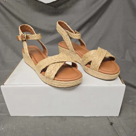 DUNE LONDON CROSS STRAP SANDALS - NATURAL - SIZE 8