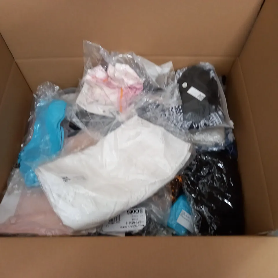 LARGE QUANTITY OF ASSORTED BAGGED CLOTHING ITEMS TO INCLUDE GEORGE, SIX STORIES AND MOTEL