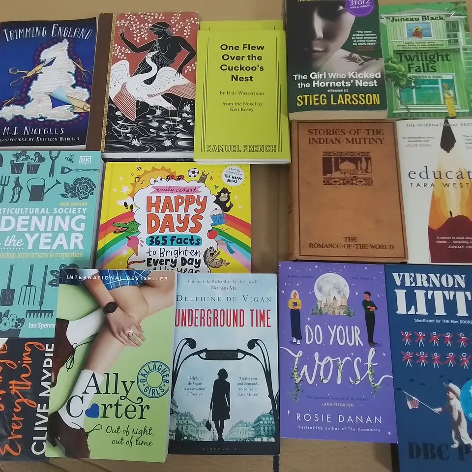 LARGE QUANTITY OF ASSORTED BOOKS TO INCLUDE AQA CHEMISTRY,  JEFFREY ARCHER AND DANIELLE STEEL