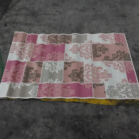 SPLENDID PINK MAT/RUG // SIZE: 80 X 150 cm