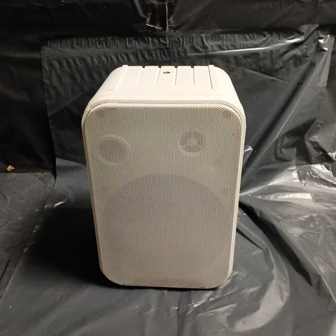 PYRAMID 50W PORTABLE SPEAKER – MODEL 5071WP – WHITE