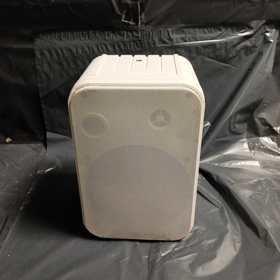 PYRAMID 50W PORTABLE SPEAKER – MODEL 5071WP – WHITE