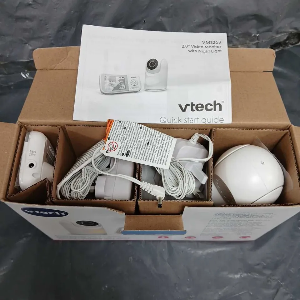 BOXED VTECH 2.8" PAN & TILT VIDEO MONITOR WITH NIGHT LIGHT