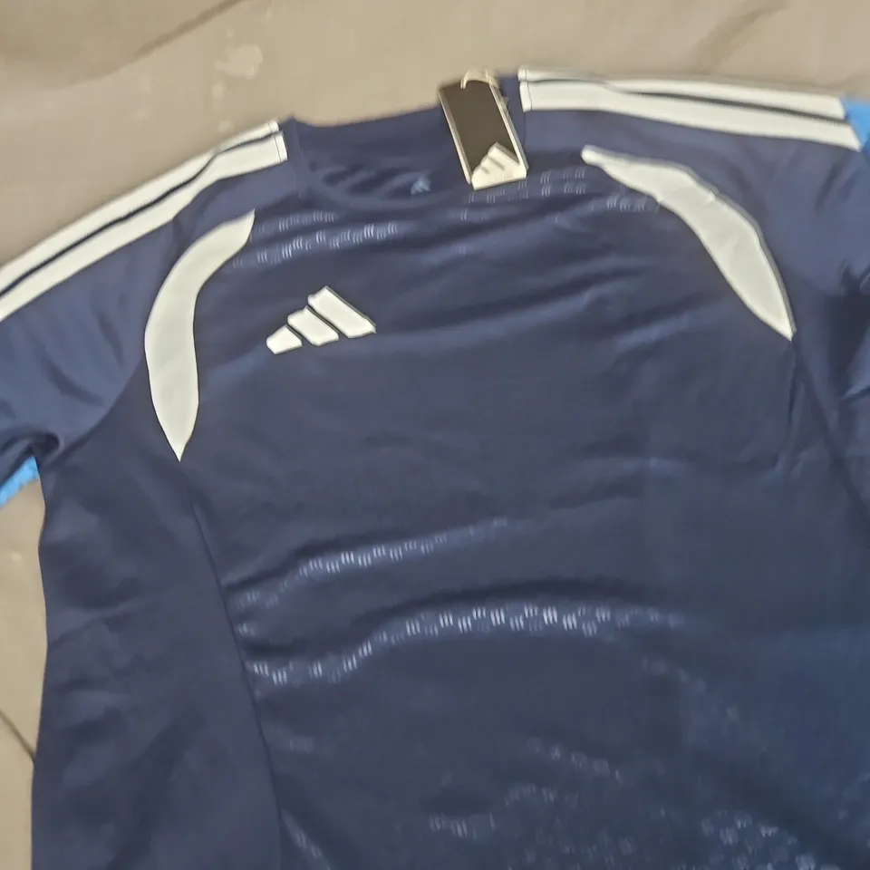 ADIDAS CLIMACOOL SHORT-SLEEVE TOP – SIZE L