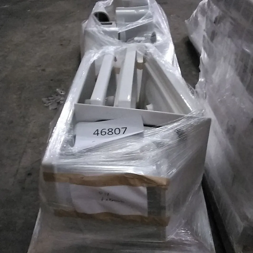 PALLET OF 7 SERAMIC BASINS