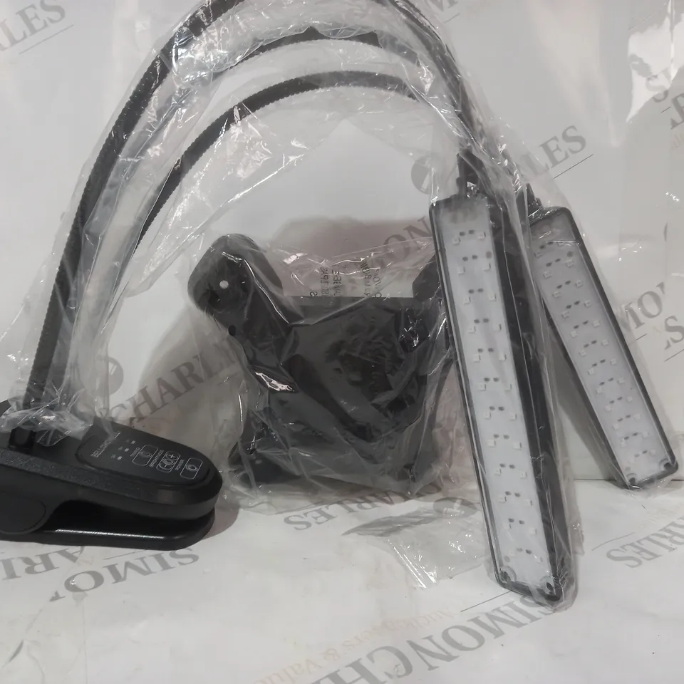 BOXED BELL & HOWELL GROW BURST LED FLEXIBLE 3 HEAD GROW LIGHT