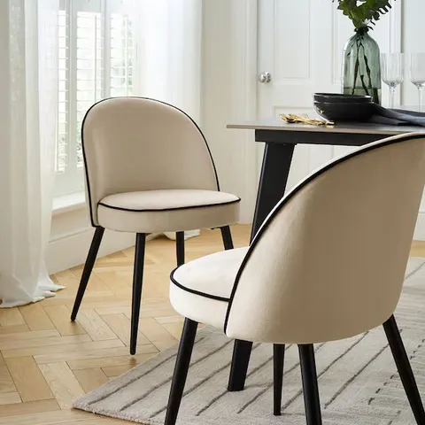 JH CAM PAIR DINING CHAIRS NATURAL/BLACK UNBOXED