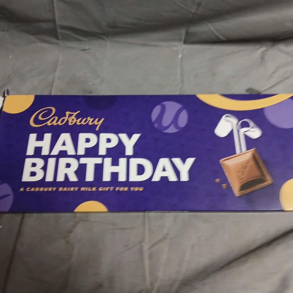 CADBURY HAPPY BIRTHDAY DAIRY MILK CHOCOLATE BAR