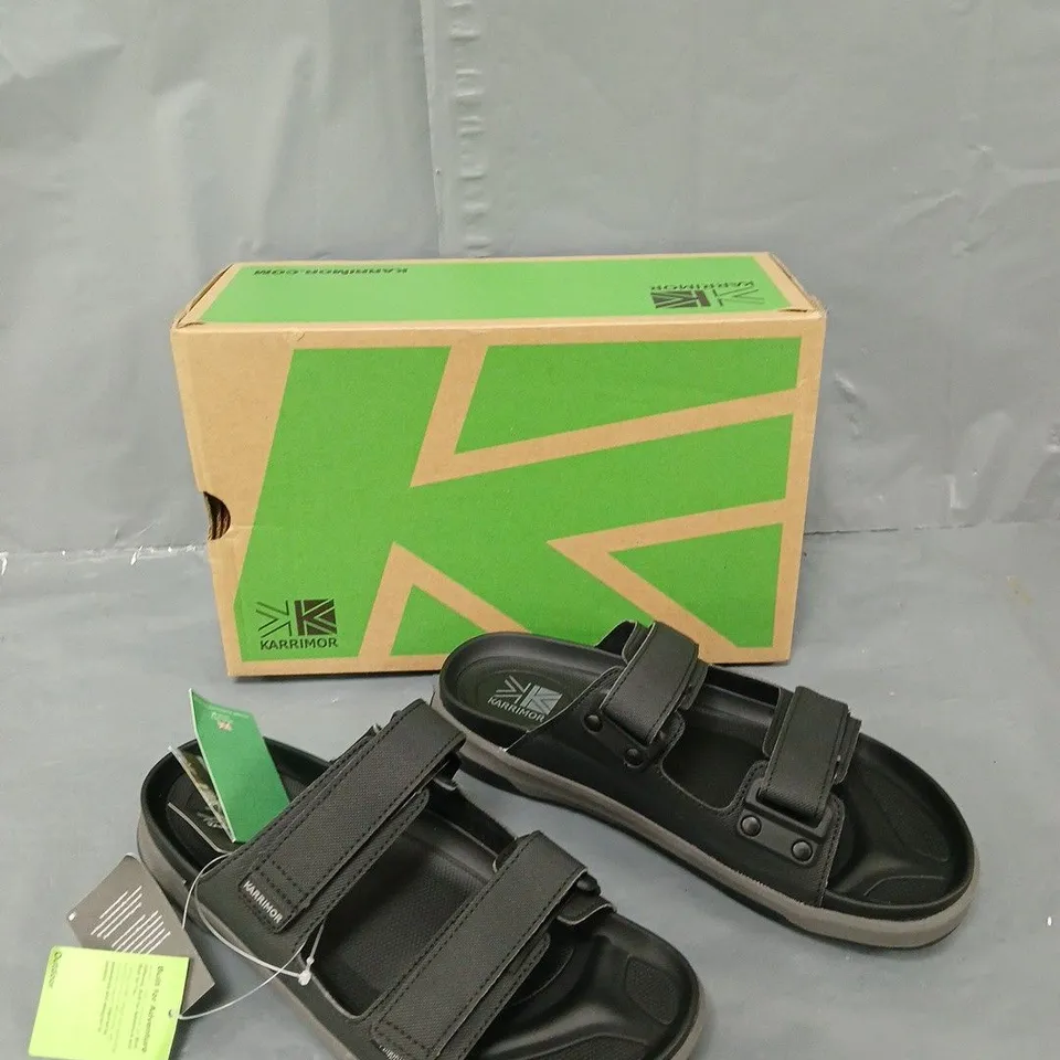 BOXED PAIR OF KARRIMOR BERA BLACK UK 6 