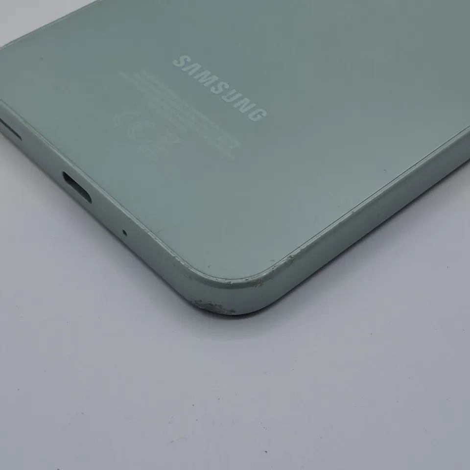 SAMSUNG GALAXY A16 4/128GB IN LIGHT GREEN - SM-A165F