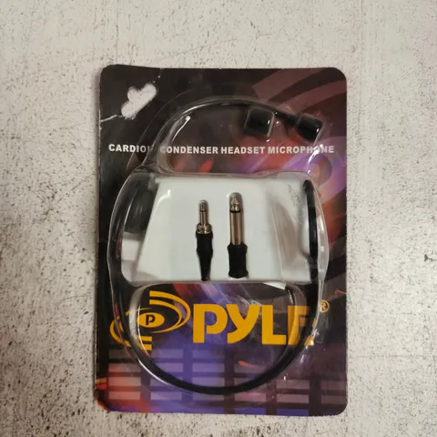 BOX OF APPROXIMATELY 12 ASSORTED ITEMS TO INCLUDE PYLE CARDIOID CONDENSER HEADSET MICROPHONE, ETC - COLLECTION ONLY