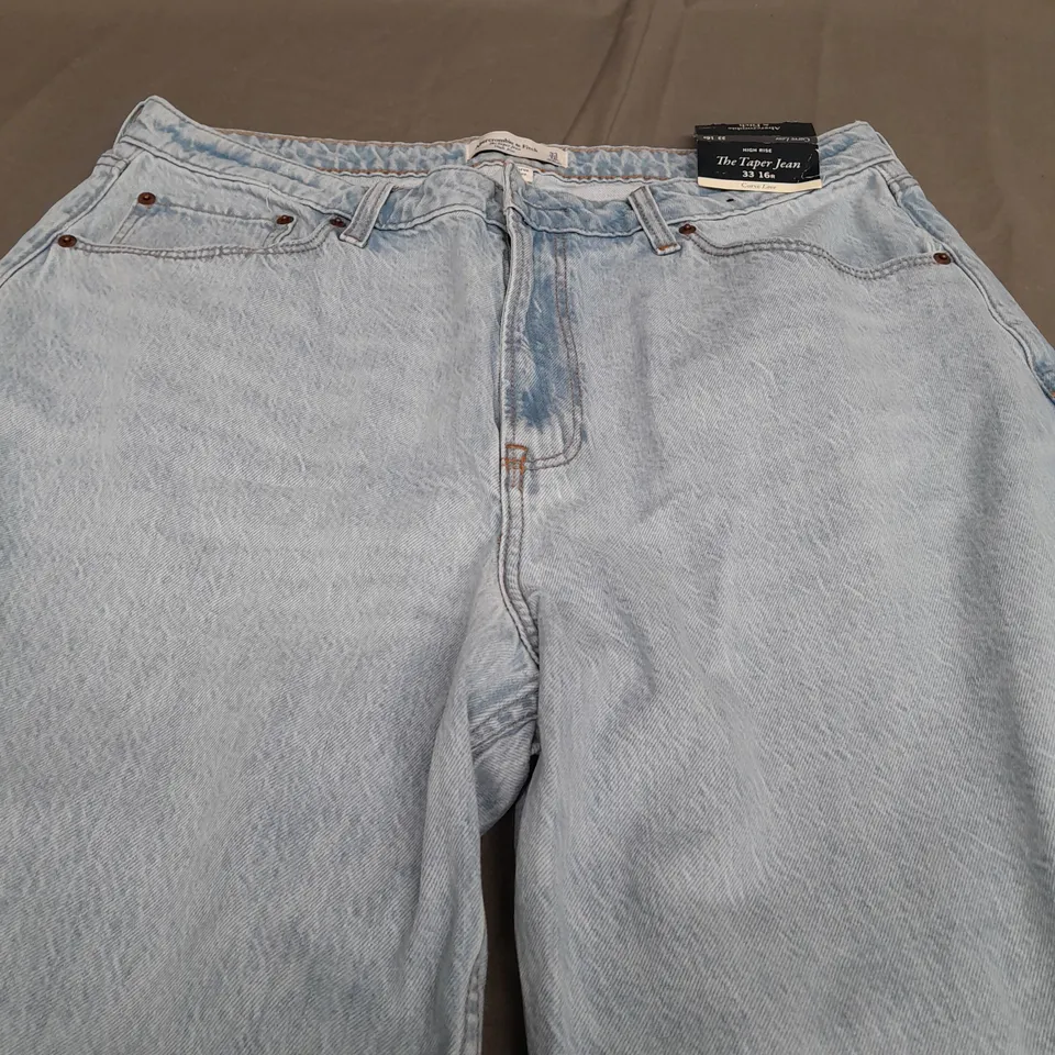 ABERCROMBIE & FITCH HIGH RISE THE TAPER JEANS - SIZE 16R
