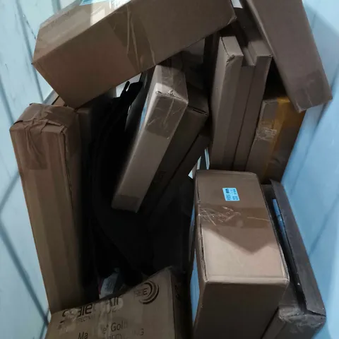 APPROXIMATELY 15 ASSORTED HOUSEHOLD & FURNITURE PRODUCTS TO INCLUDE SHELVES, DISH RACKS, DINNERWARE ETC 