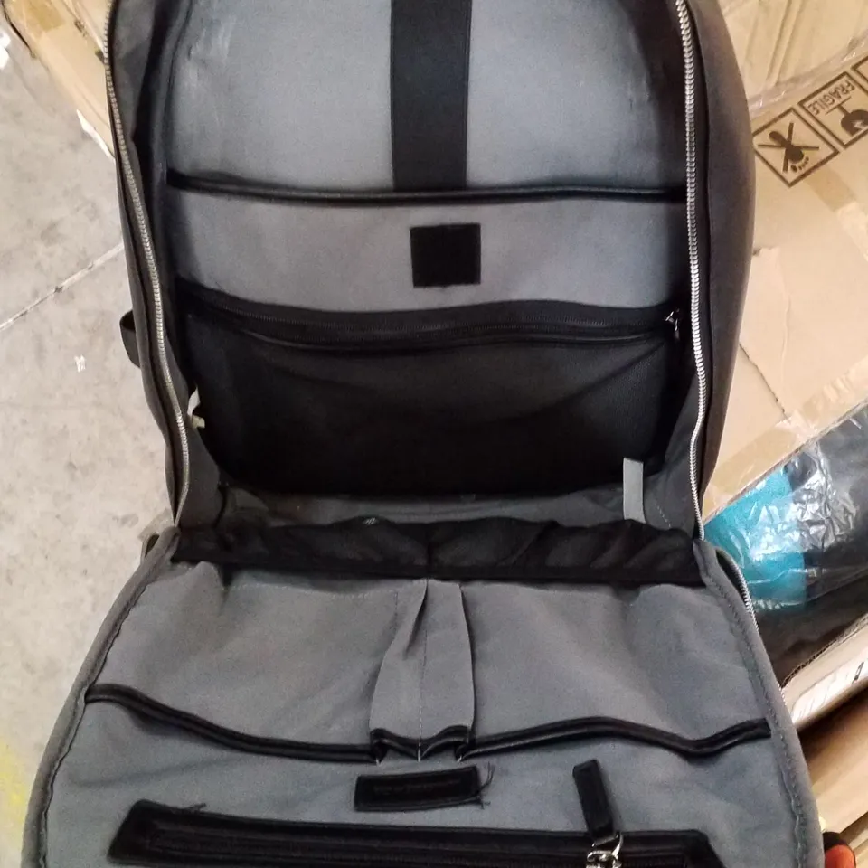 BOXED MAVERICK & CO BACKPACK 