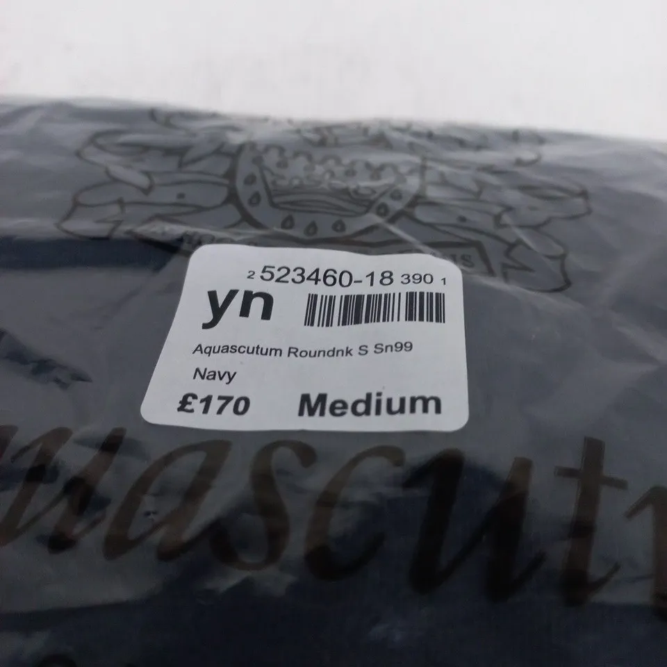 AQUASCUTUM LONDON NAVY LONG SLEEVE SWEATSHIRT – MEN'S, SIZE M