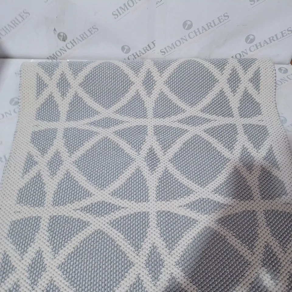 DOUBLE SIDED ALISON AT HOME RUG 