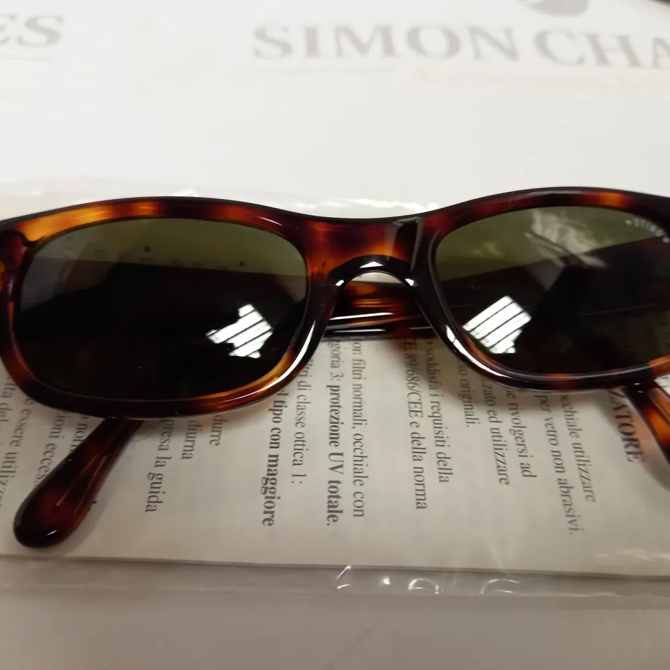 APPROXIMATELY 15 DIERRE STING SUNGLASSES - BOXED