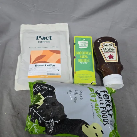 APPROXIMATELY 10 ASSORTED FOOD/DRINK PRODUCTS TO INCLUDE PACT COFFEE, WILD RICE, HEINZ BBQ SAUCE ETC 