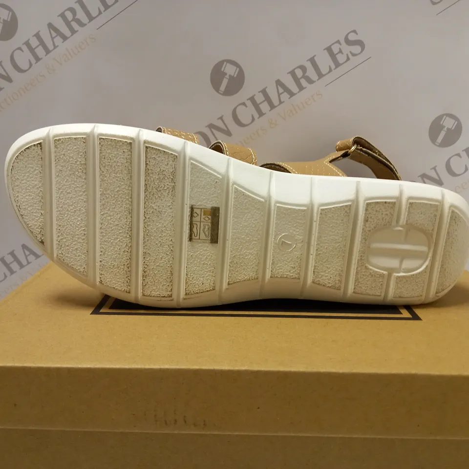 BOXED PAIR OF CUSHION WALK ONE TOUCH CLOSE SANDALS, TAN - SIZE 7