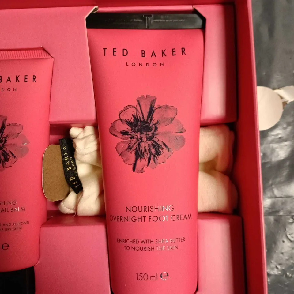 TED BAKER LONDON NOURISHING OVERNIGHT FOOT CREAM & HAND & NAIL BALM SET IN PINK GIFT BOX (150 ML + 75 ML)