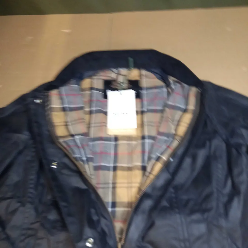 BARBOUR BEADNELL WAX JACKET SIZE 8