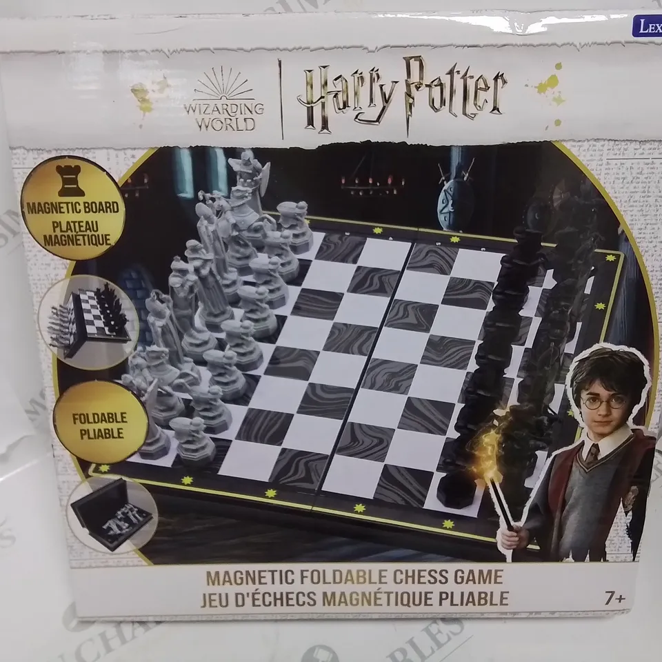 BOXED HARRY POTTER MAGNETIC FOLDABLE CHESS GAME RRP £49.99