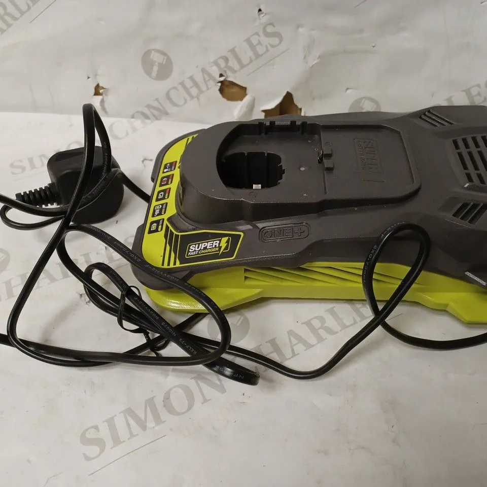 RYOBI-ONE+ 18V SUPER FAST CHARGER