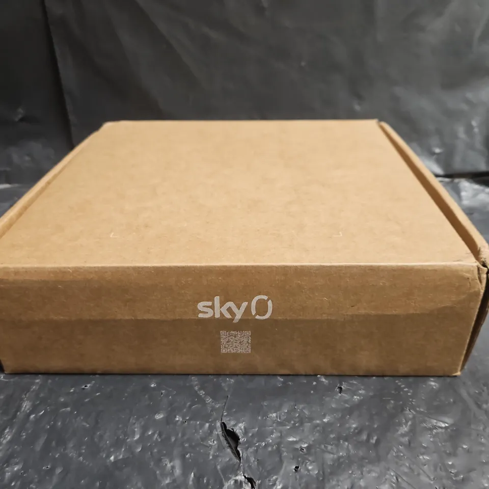 SKY IP061-EF-ANT STREAM PUCK