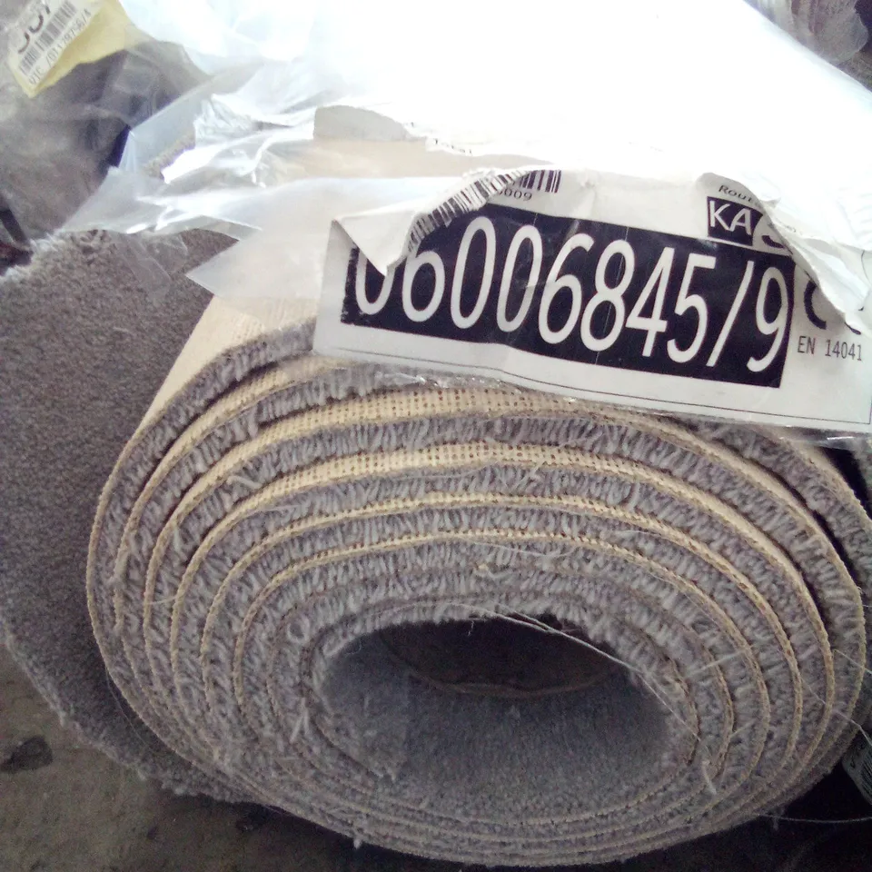 ROLL OF QUALITY BURFORD TWIST ELITE 50 CHAPMAN CARPET 5*5M
