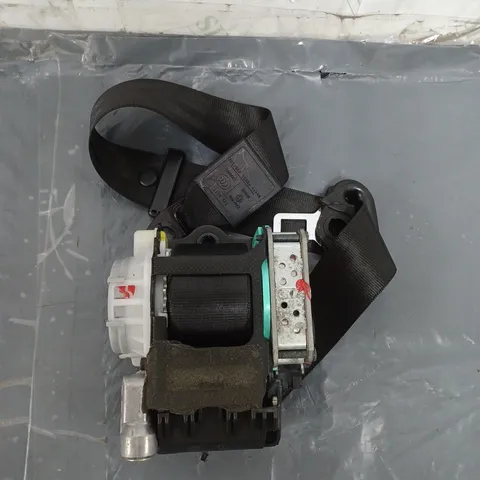 AUDI SEAT BELT 0715F8J2T0