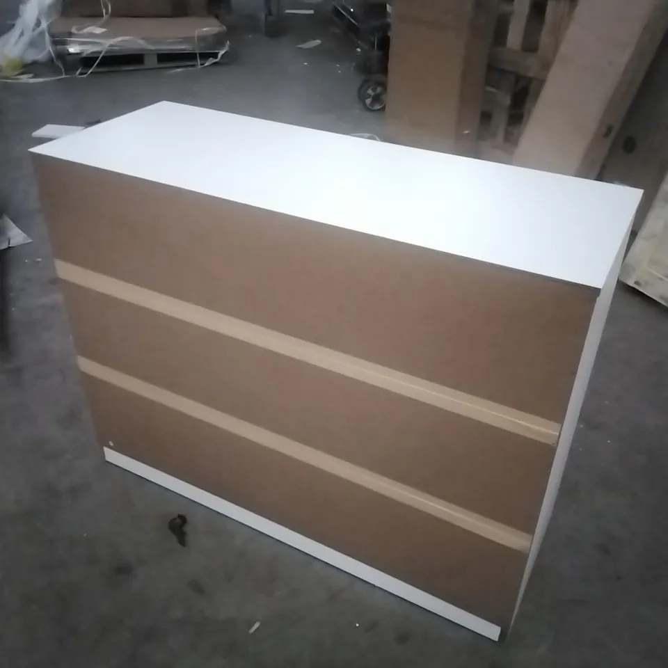 WARREN 7 DRAWER MERCHANT CHEST OF DRAWERS, 4+3 CONFIGURATION, SCRATCH RESISTANT, HANDLES DESIGN, 14CM DEEP DRAWERS - MATTE WHITE 