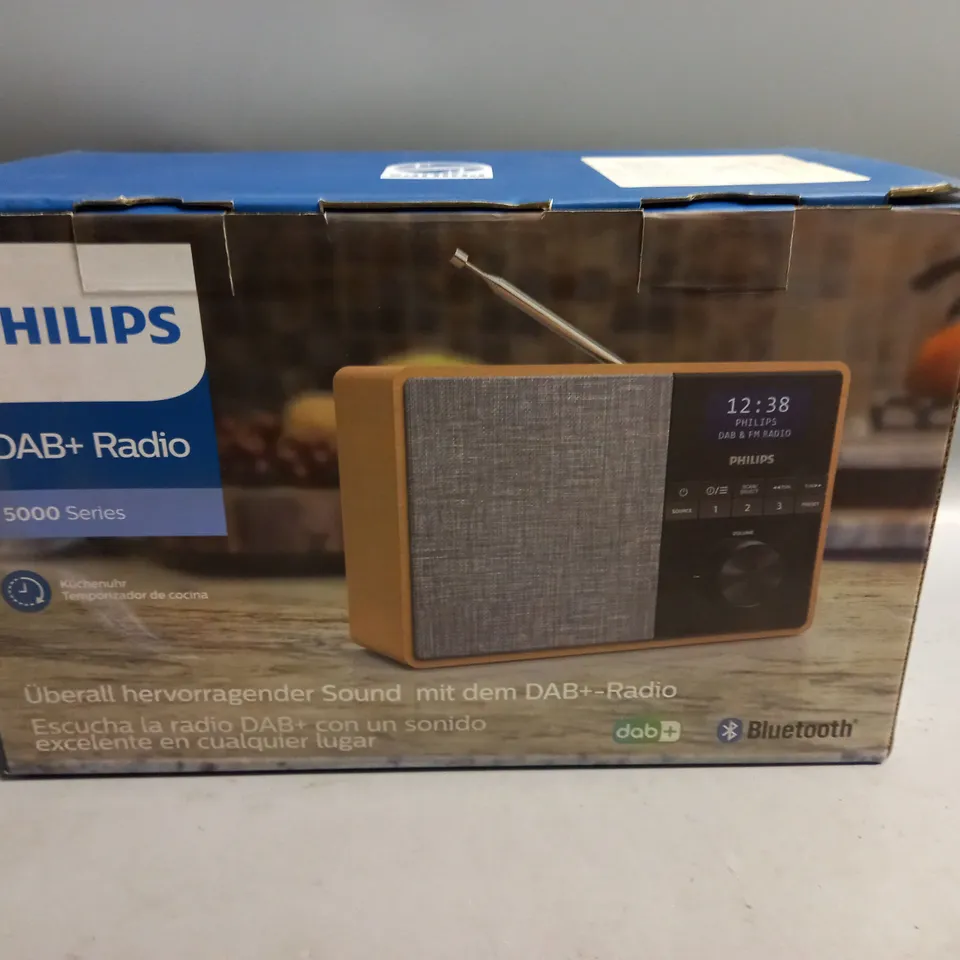 BOXED PHILIPS DAB+ RADIO 5000 SERIES
