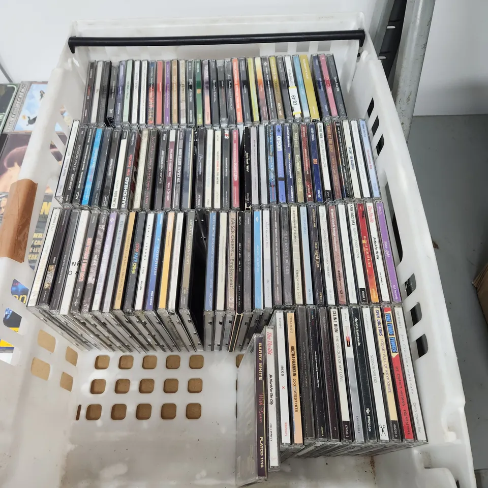 A VERY LARGE QUANTITY OF CDs FROM 80s / 90s /2000s