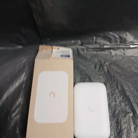 UBIQUITI UNIFI NETWORKING DEVICE , BOXED