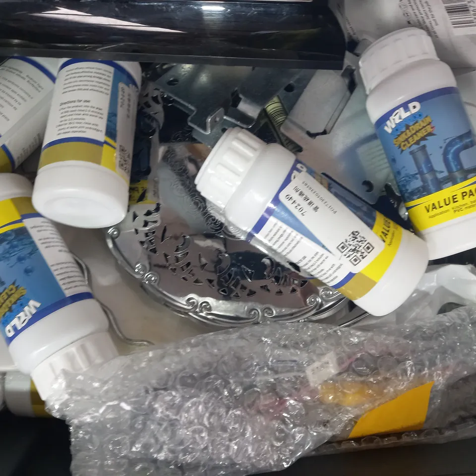 LOT OF APPROXIAMTELY 10 ASSORTED HOUSEHOLD ITEMS TO INCLUDE LCD/LED TV REMOTE CONTROLLER, LOGITECH M220 SILENT TOUCH MOUSE, ETC