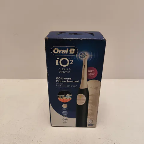 BOXED ORAL B IO2