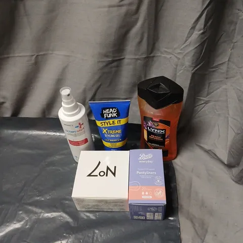 APPROXIMATELY 20 ASSORTED COSMETICS INCLUDING LYNX SHOWER GEL, NO 7 CLEANSING BALM, BOOTS PANTYLINERS, XTREME STYLING GEL ETC