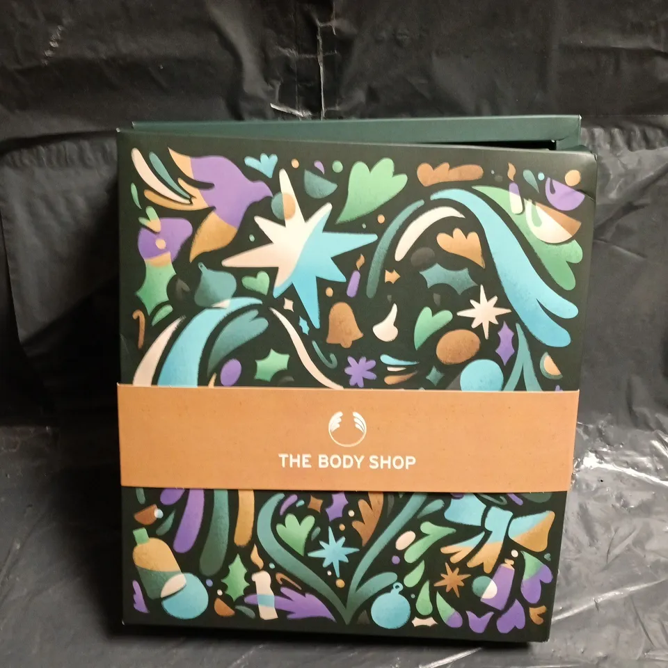 THE BODY SHOP ADVENT CALENDAR BEAUTY SET 