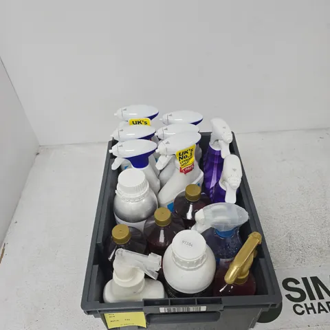 TOTE OF APPROXIMATELY 13 ASSORTED LIQUID TO INCLUDE: FAIRY MAX POWER LIQUID