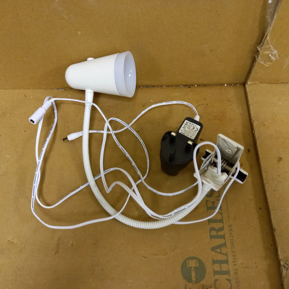 LORRIE LED CLIP WITH SWITCH DESK LAMP